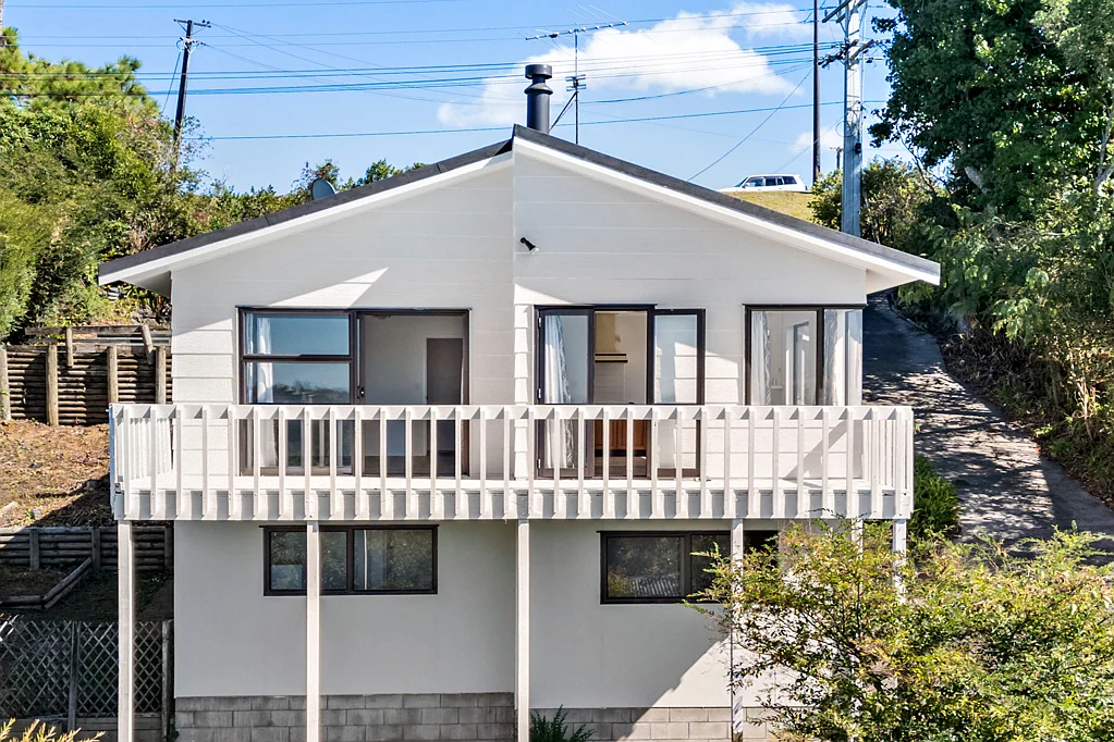 697a East Coast Road, Browns Bay, North Shore City, Auckland