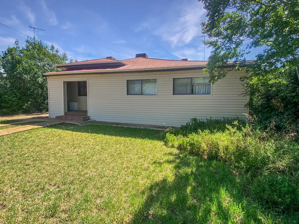 10 Cudgerie Avenue, Leeton, NSW 2705