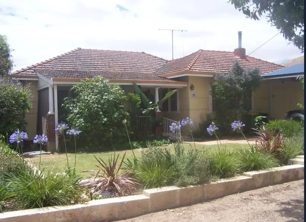 11 LEONORA STREET, Wagin, WA 6315