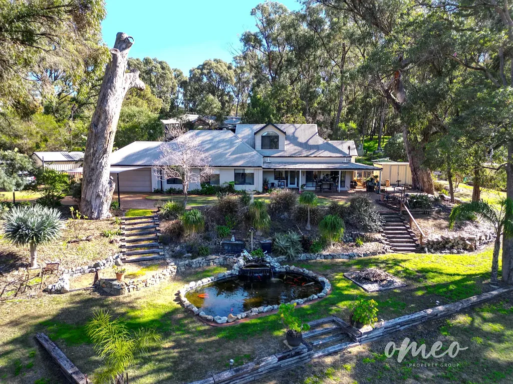 Baldivis 4ห้องนอน Sherwood Cottage - A Rare Lifestyle Opportunity