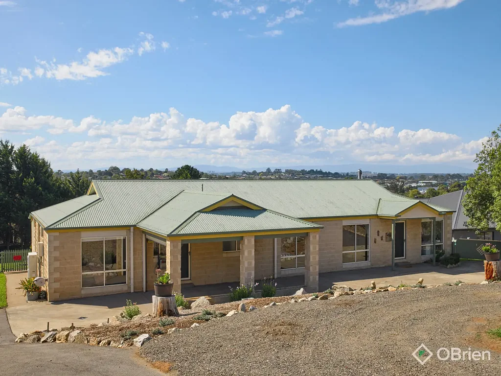 2/4 Larkones Court, Warragul, VIC 3820