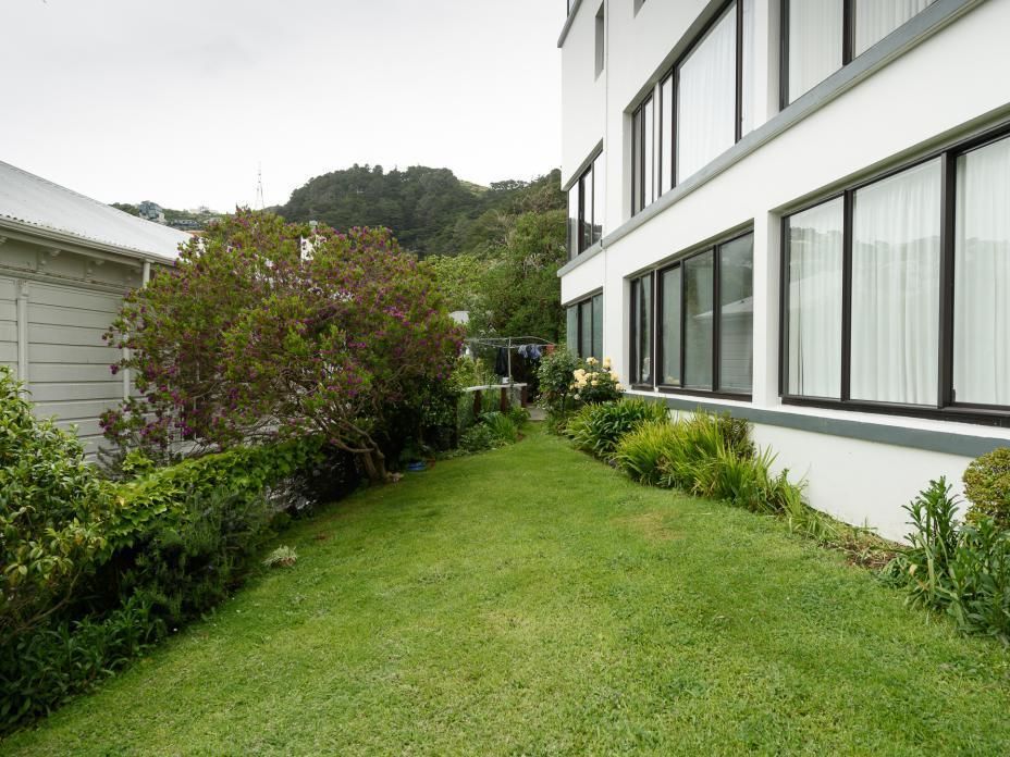 2/2 Oriental Terrace, Mount Victoria, Wellington, 2 Kuwarto, 1 Banyo