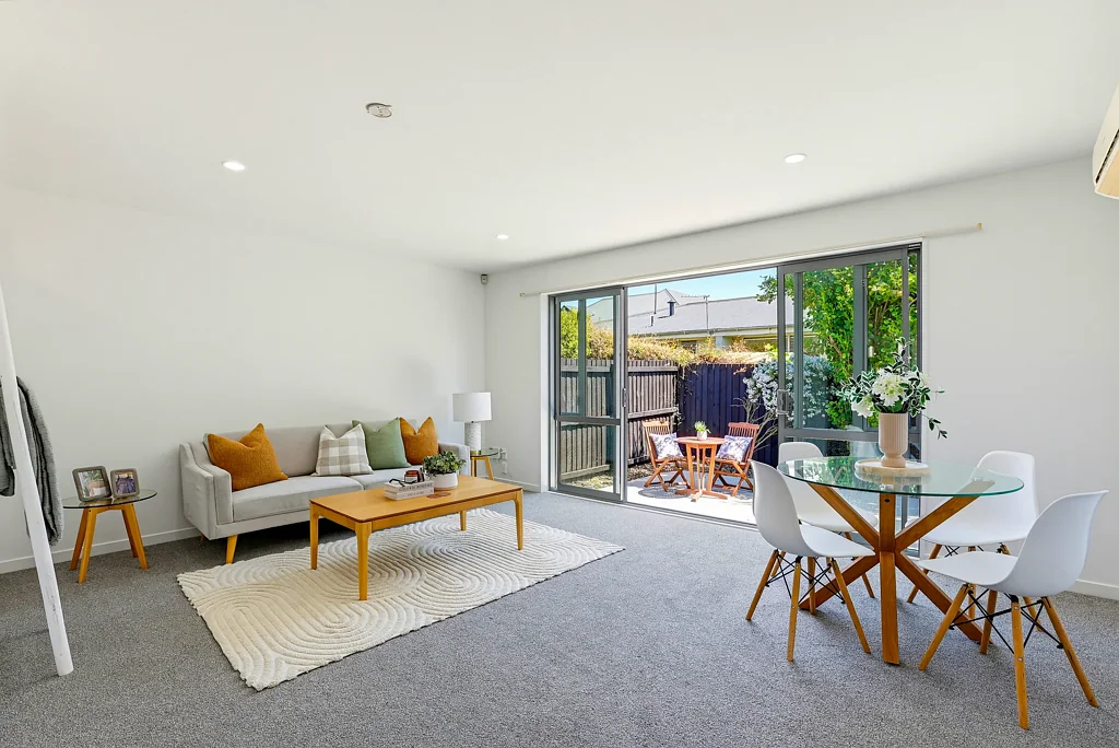 Riccarton 2房 黄金地段城市屋，舒适便捷，优质学区加持！ Lifestyle appeal in a prime location