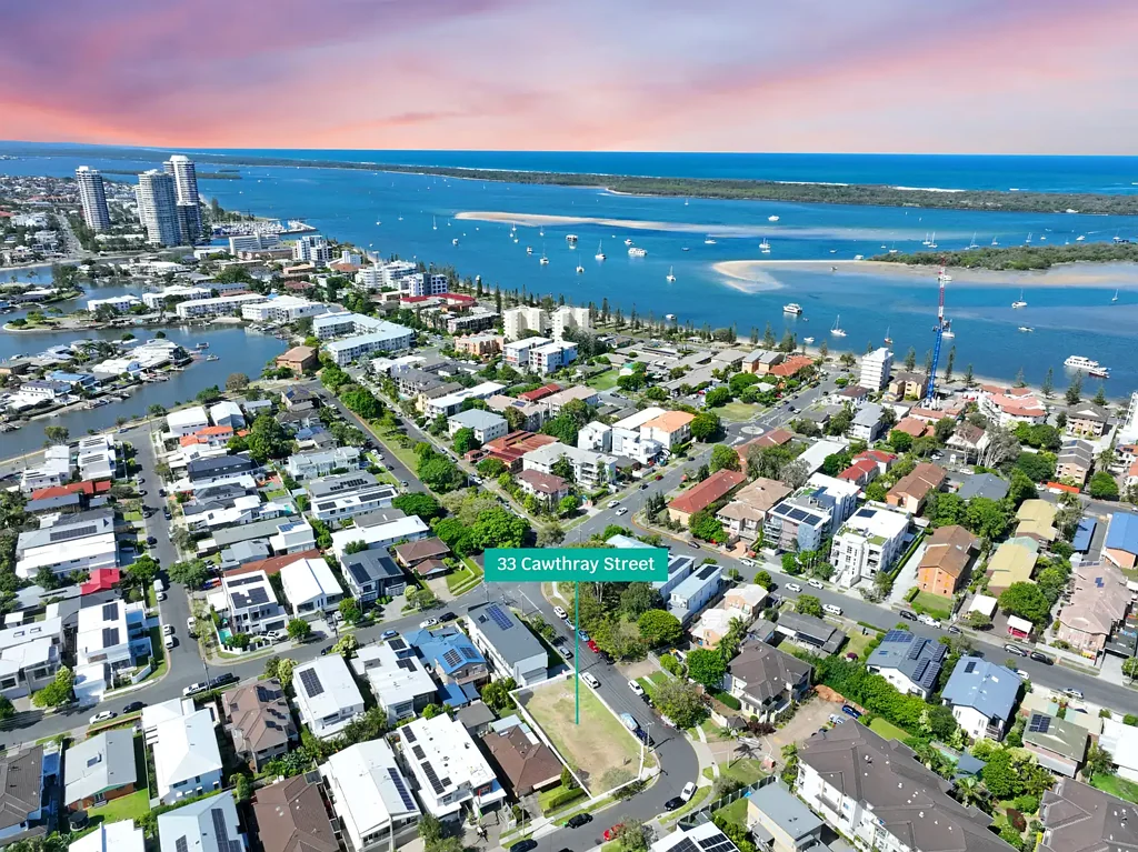 33 Cawthray Street, Biggera Waters, QLD 4216