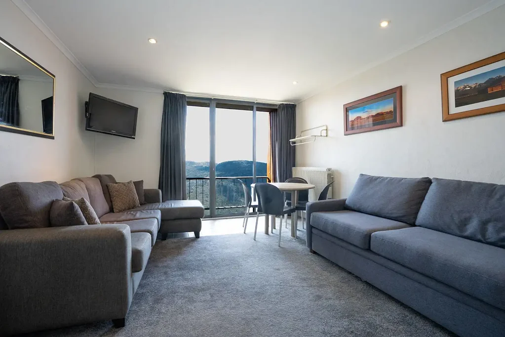 Hotham Heights 1બેડરૂમ First Floor Apartment with Balcony & Breathtaking Views