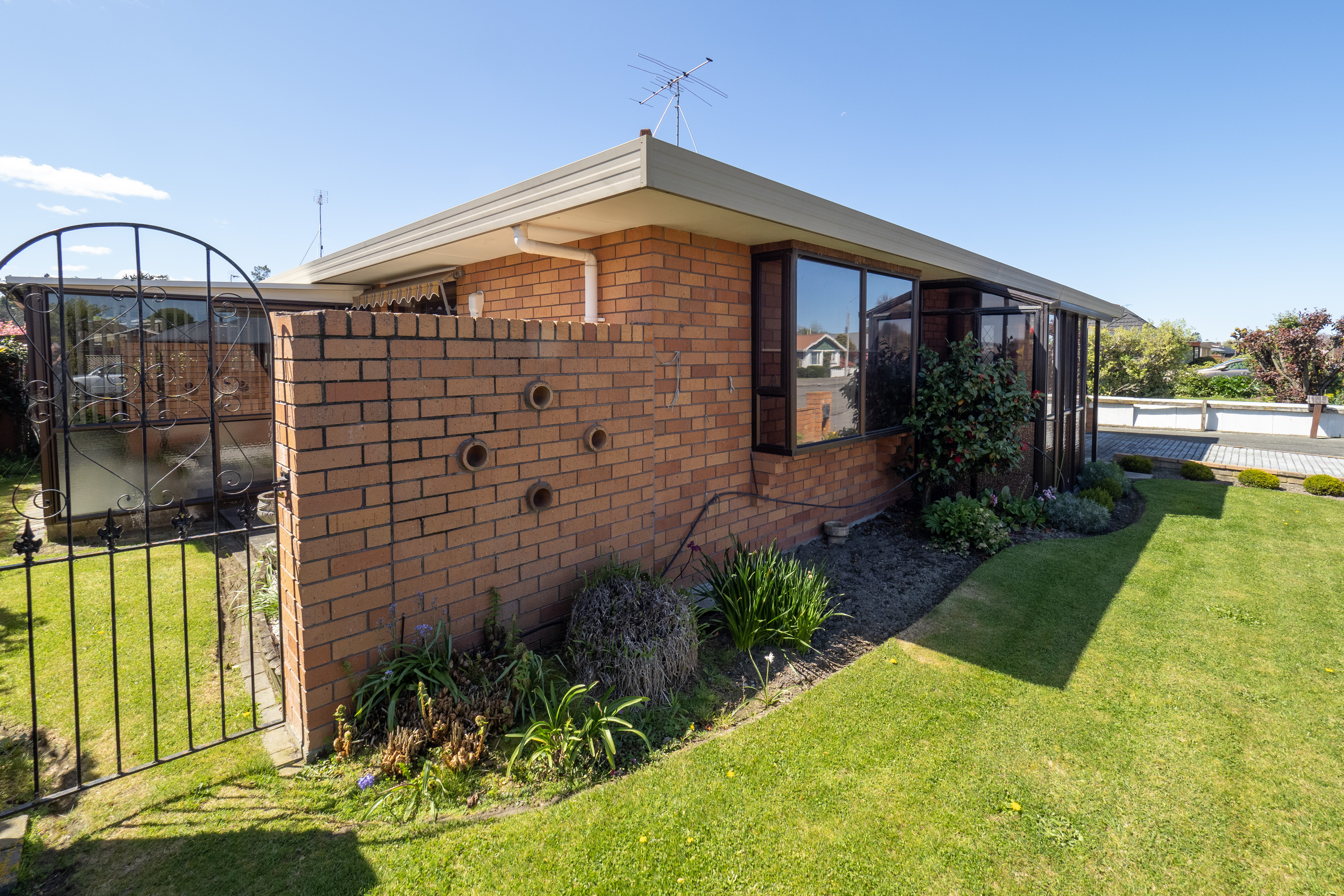 1/61 Cameron Street, Ashburton, Ashburton, 2部屋, 0バスルーム, Townhouse