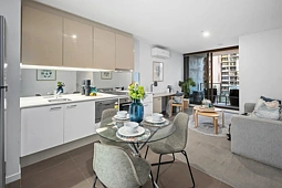 1209/220 Spencer Street, Melbourne