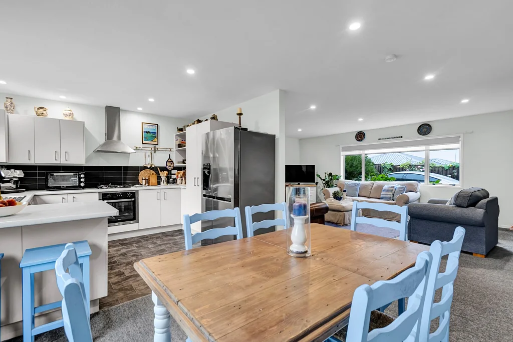 Bell Block 3 Bedroom Modern Living with Comfort and Charm