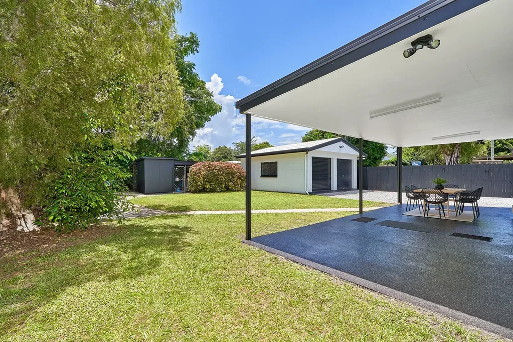 97 English Street, Manunda, QLD 4870
