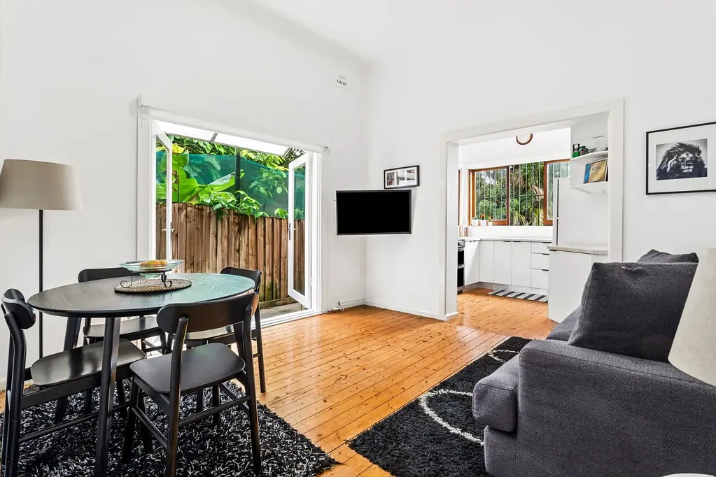 Two Bedroom + Rumpus Room Apartment with Private Access