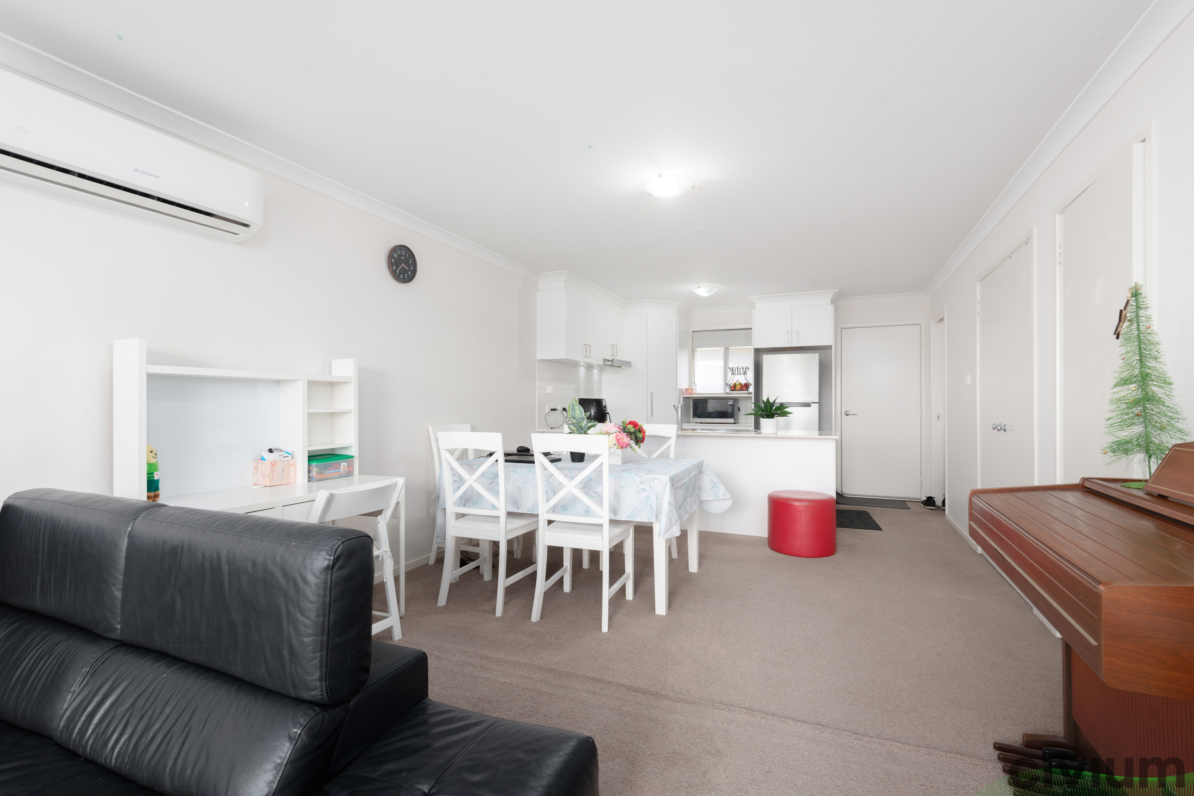 NEXUS APARTMENTS UNIT 6 293 FLEMINGTON RD, FRANKLIN ACT 2913, 0 Kuwarto, 0 Banyo, Townhouse