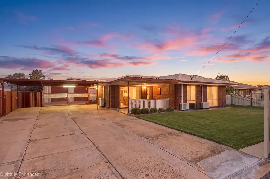 South Kalgoorlie 4房  Space For The Family, Room For The Toys