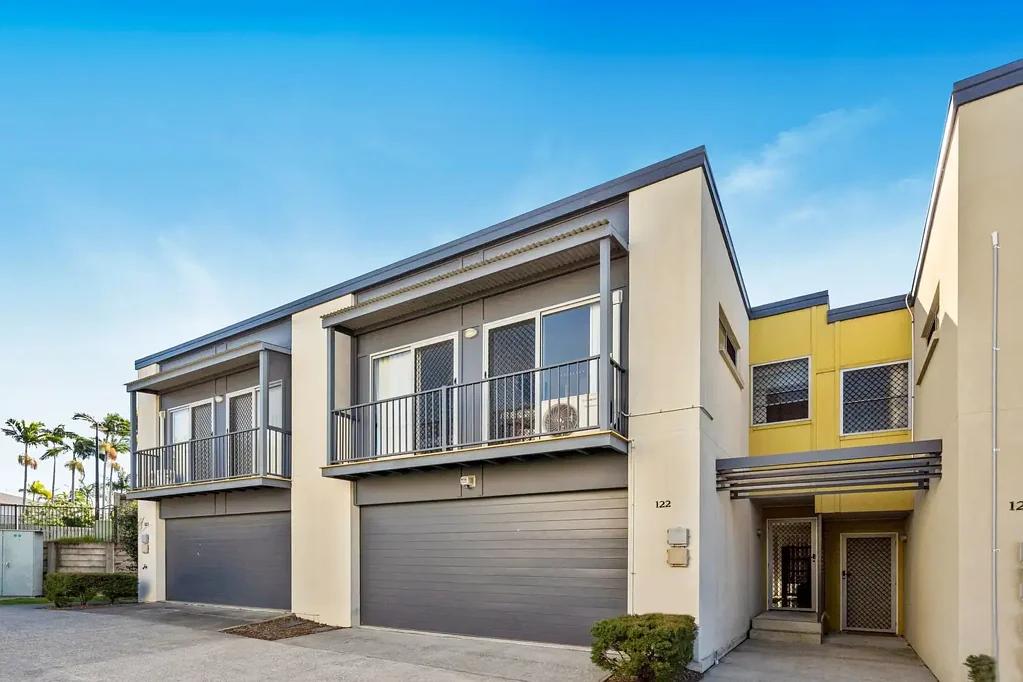 Richlands 3غرفة نوم Modern, Low-Maintenance Living in the Heart of Richlands