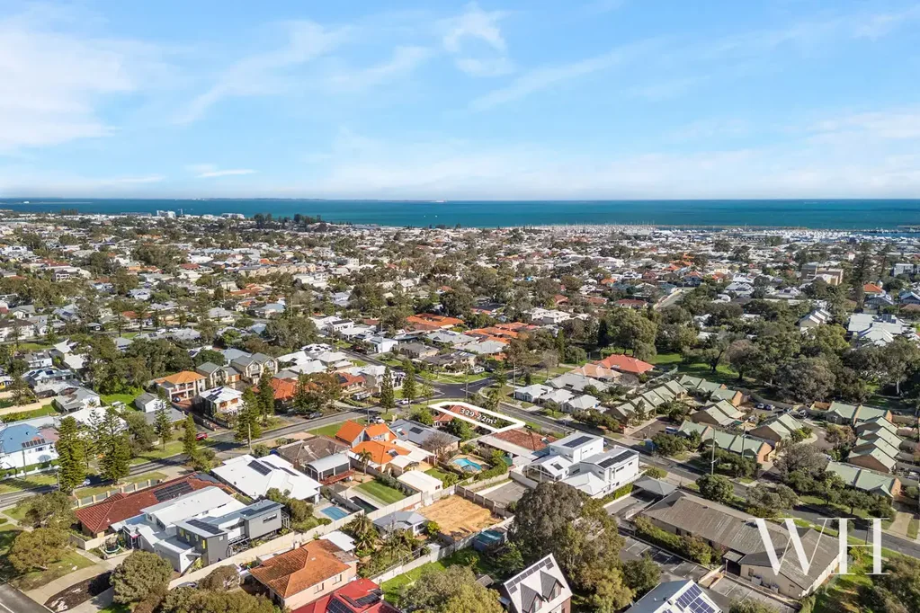 White Gum Valley Brilliant Land Opportunity in Valley Precinct