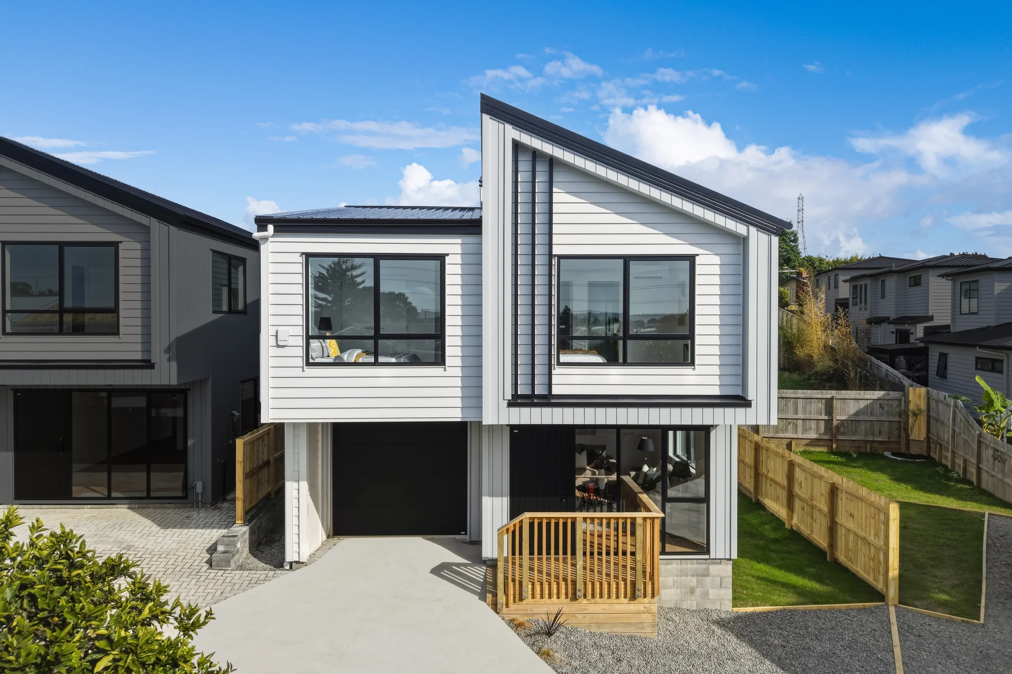 Te Atatu South 4房  Brand New Standalone with Easy Motorway Access
