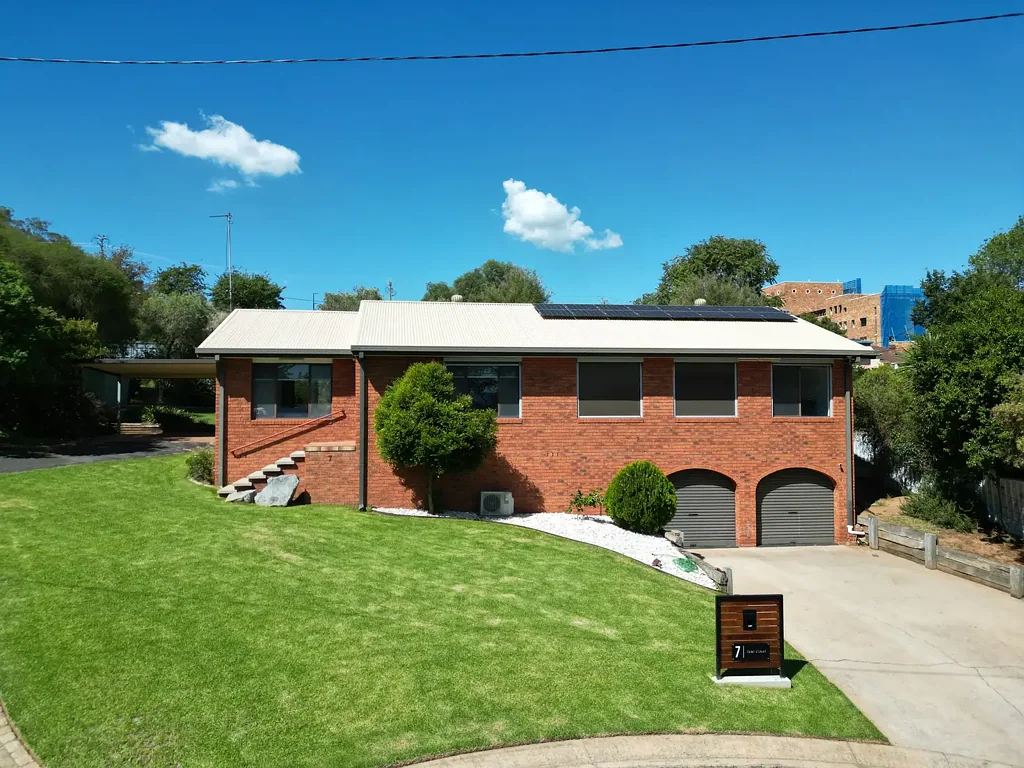 Cowra 4房  Private and Central