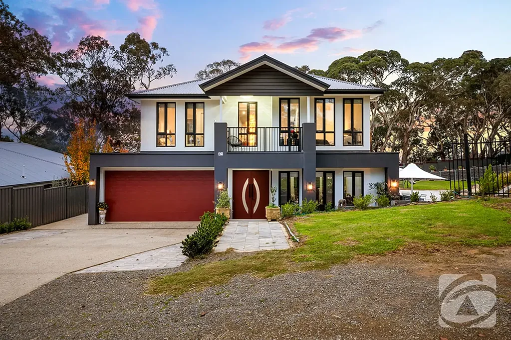 Mount Barker 5房  Luxury Redefined. Prestige Delivered.