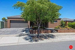 4 Overland Way, Epsom