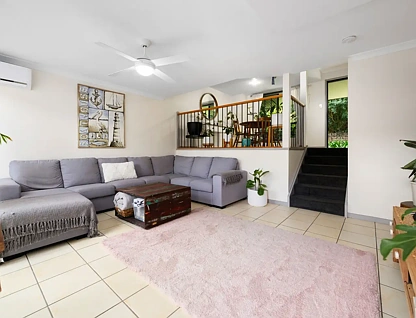 57/141 Pacific Pines Boulevard, Pacific Pines, QLD 4211, 3房, 2浴, Townhouse