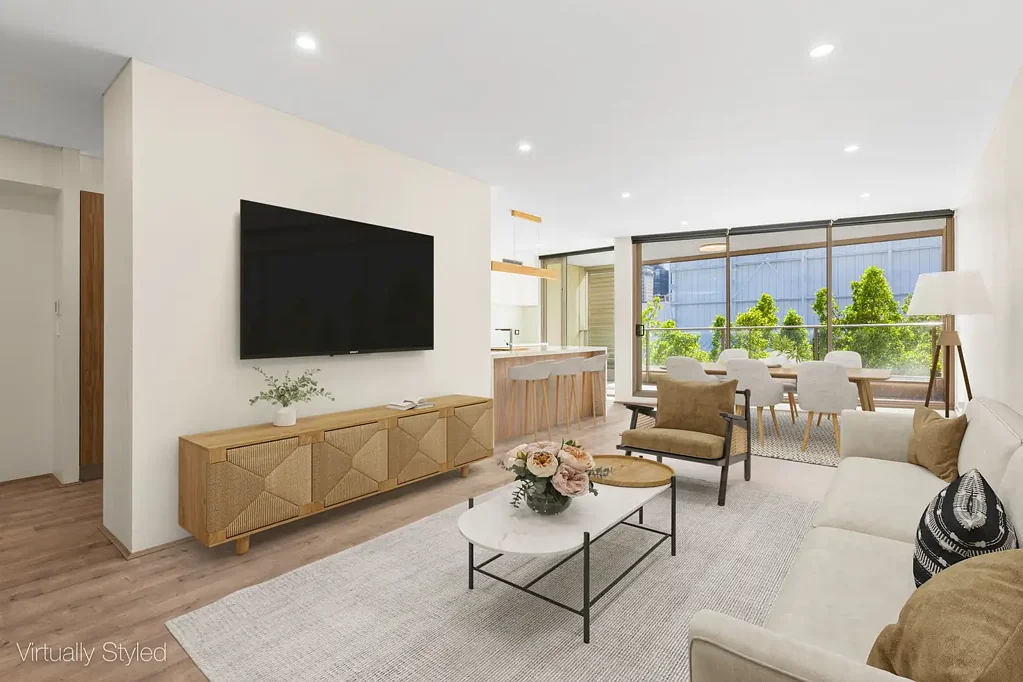 Stunning harbourside three bedroom residence