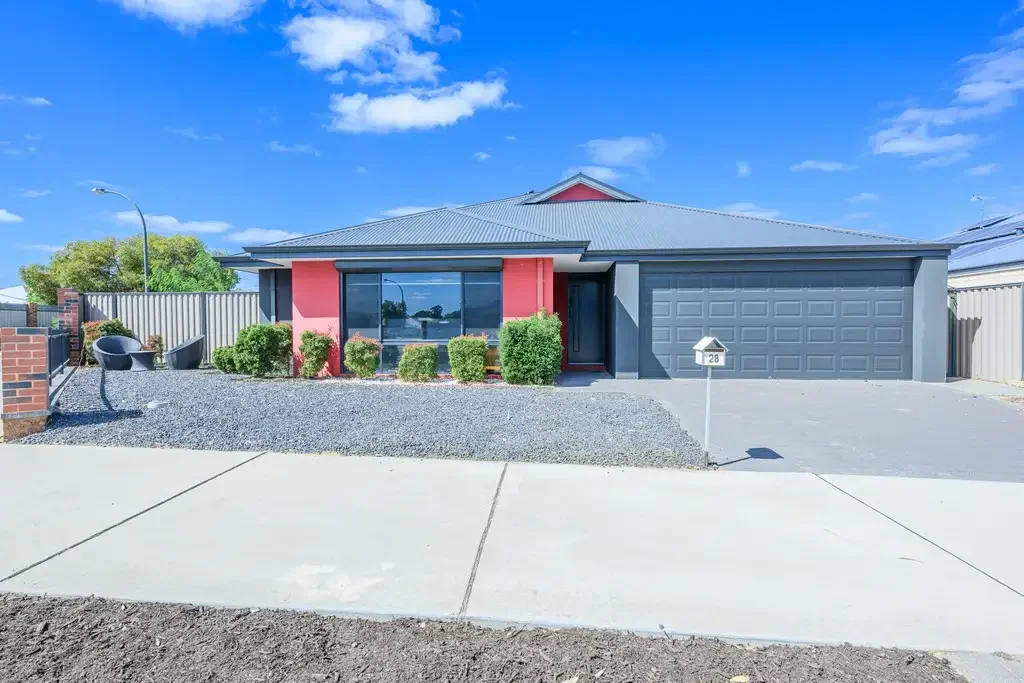 28 Skyline Boulevard, Whitby, WA 6123