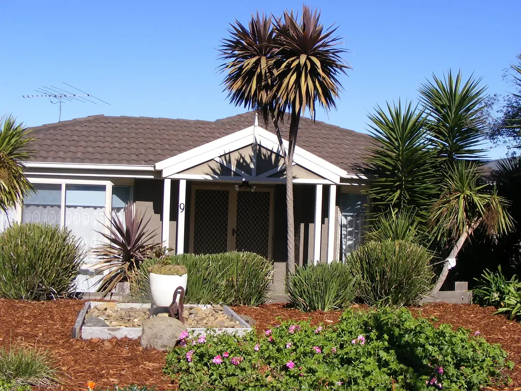 Sunbury 3 Bedroom Charm & Character