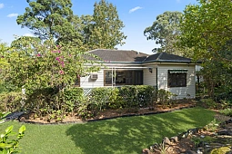 2 Coventry Crescent, North Epping