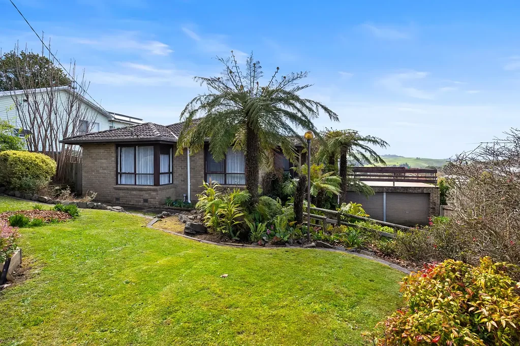Korumburra 3Kwarto The Brief: First Home Buyers Dream with Stunning View