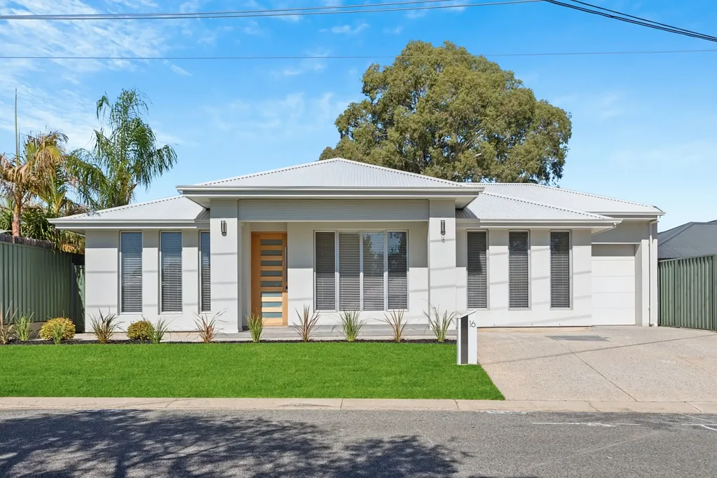16 Burns Street, Tea Tree Gully, SA 5091