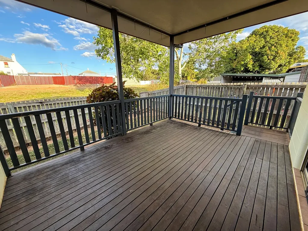 Charters Towers City 2房  Charming, Low-Maintenance Living in a Prime Location