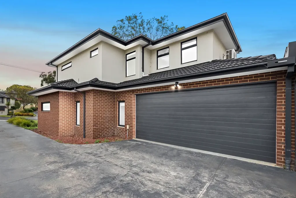 1/8 Stirling Street, Ferntree Gully, VIC 3156