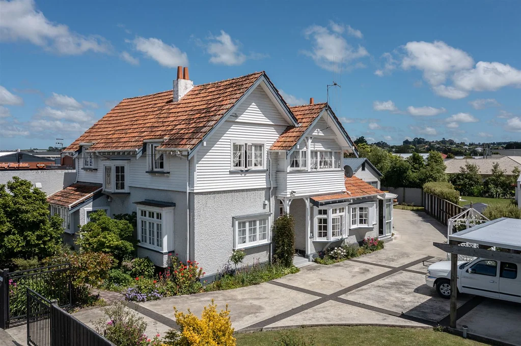 Feilding 6房  DECEASED ESTATE - MUST BE SOLD