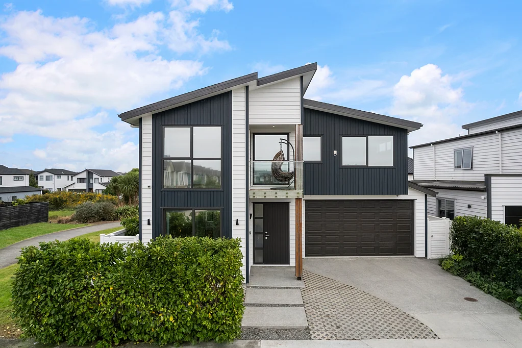 Hobsonville 5कमरा A Grand Family Home with Parkside Perfection