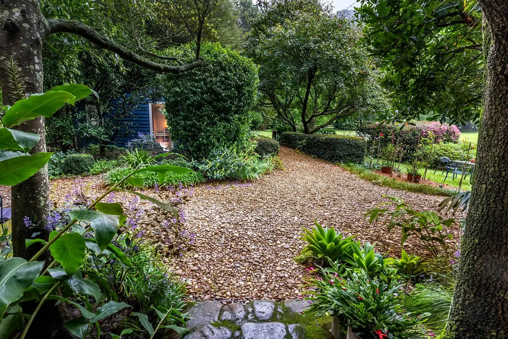 Beaumont 3Moenga Discover Carrington Cottage: An Enchanting 6 acre Retreat Embraced by Nature
