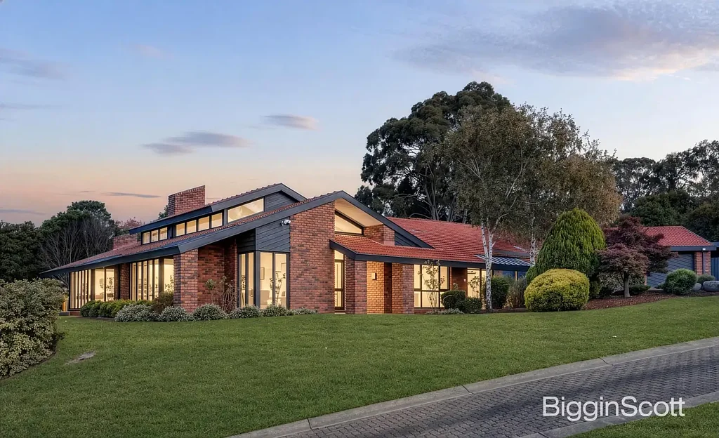 1 Leanne Court, Doncaster East, VIC 3109