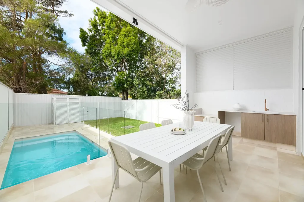 Gymea 4chambre Amazing Value!
