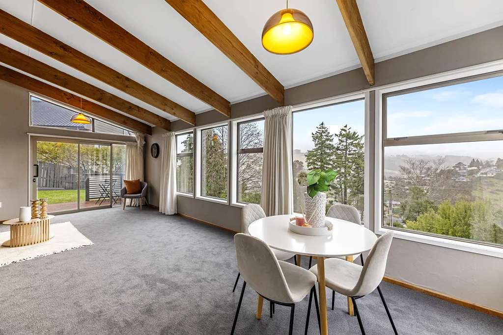 Kenmure 2ਬੈੱਡਰੂਮ Elevated & Light-Filled - Not yet under offer