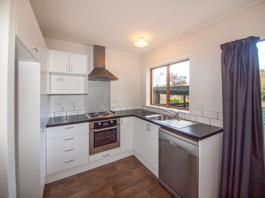 93 Churton Drive, Churton Park, Wellington, 3 habitaciones, 0 baños