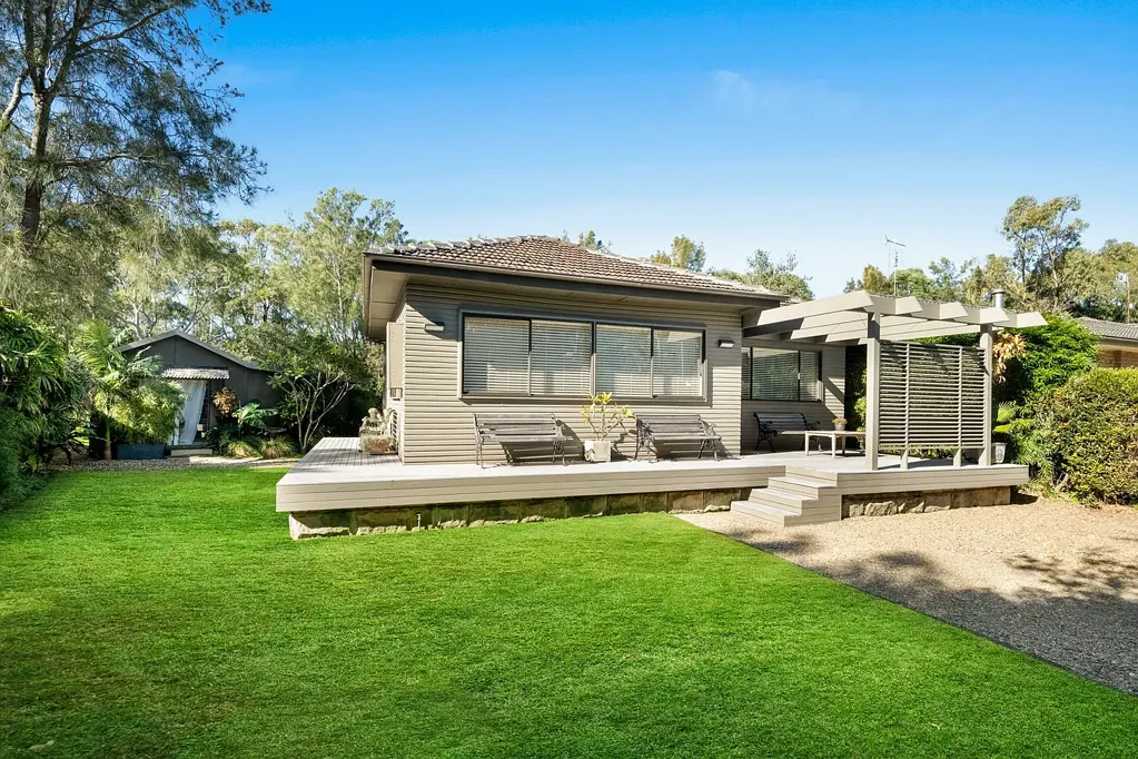 51 Elaine Avenue, Avalon Beach, NSW 2107