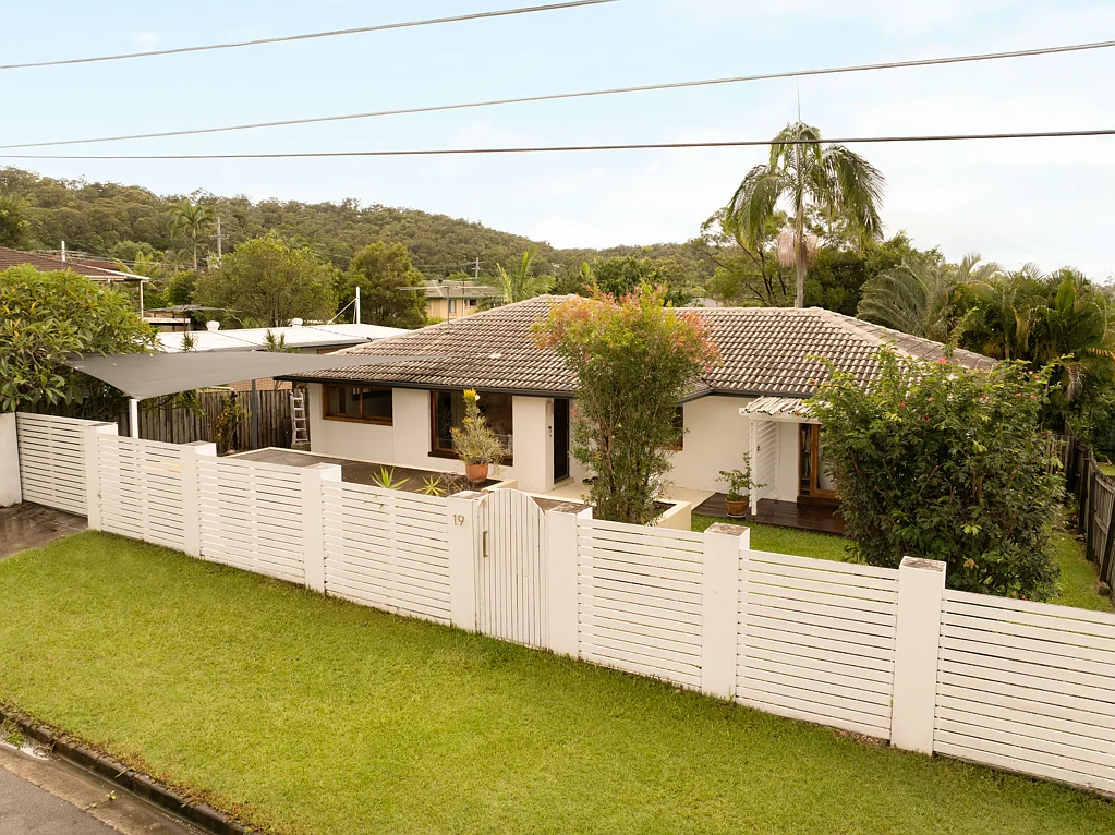 19 Raquel Avenue, Springwood, QLD 4127