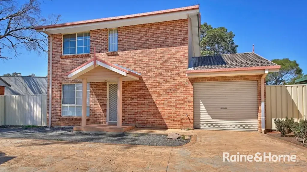 TWO BEDROOM TOWNHOUSE