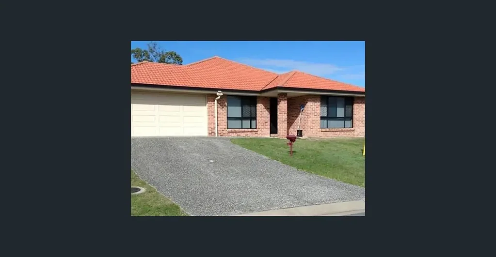 Beautiful family home - 4 bedroom in Springfield Lake