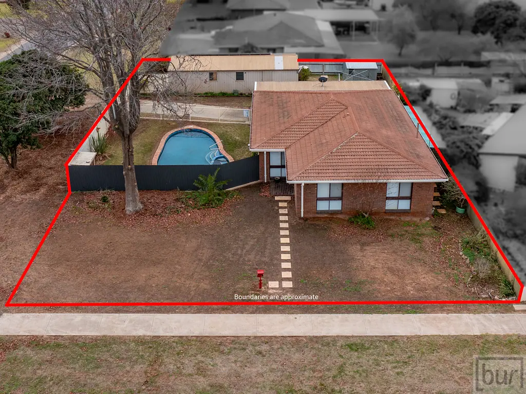 1 Hawkins Street, Howlong, NSW 2643