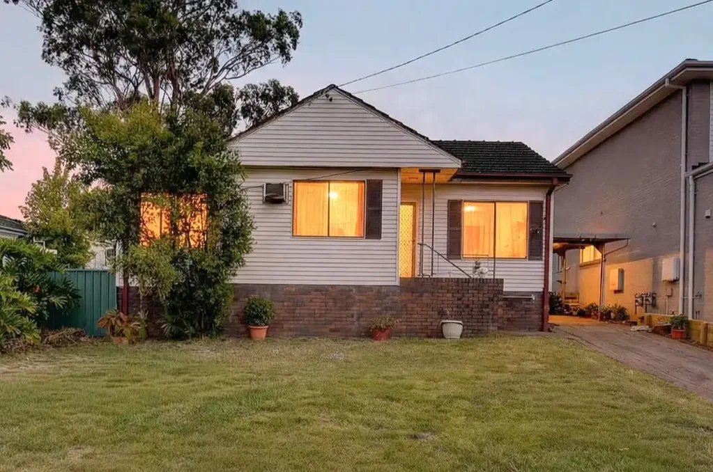 24 Mamie Avenue, Seven Hills, NSW 2147