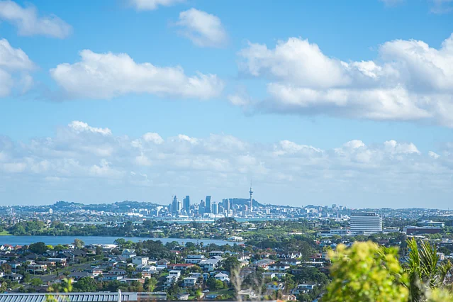 25 Castor Bay Road, Castor Bay, North Shore City