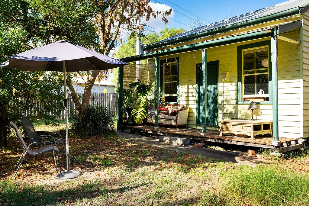 Neat Cottage