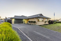 146 Guildford Drive, Paraparaumu Beach