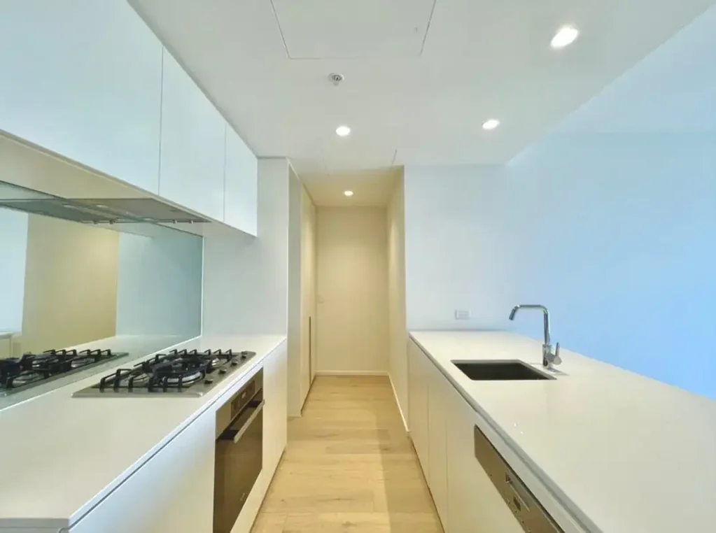 High-Rise Living in the Heart of Southbank
