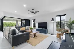 37 Amazon Circuit, Helensvale