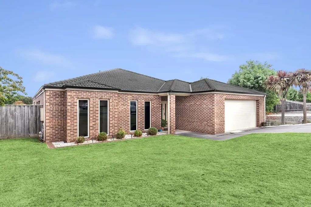 8 Chenoweth Court, Warrnambool, VIC 3280